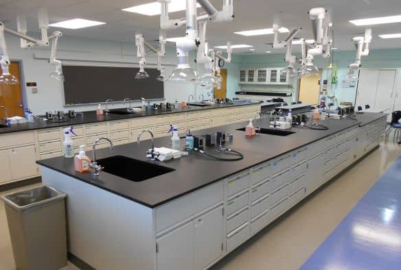 實驗室裝修設計注意事項：規范遵循與裝修公司選擇