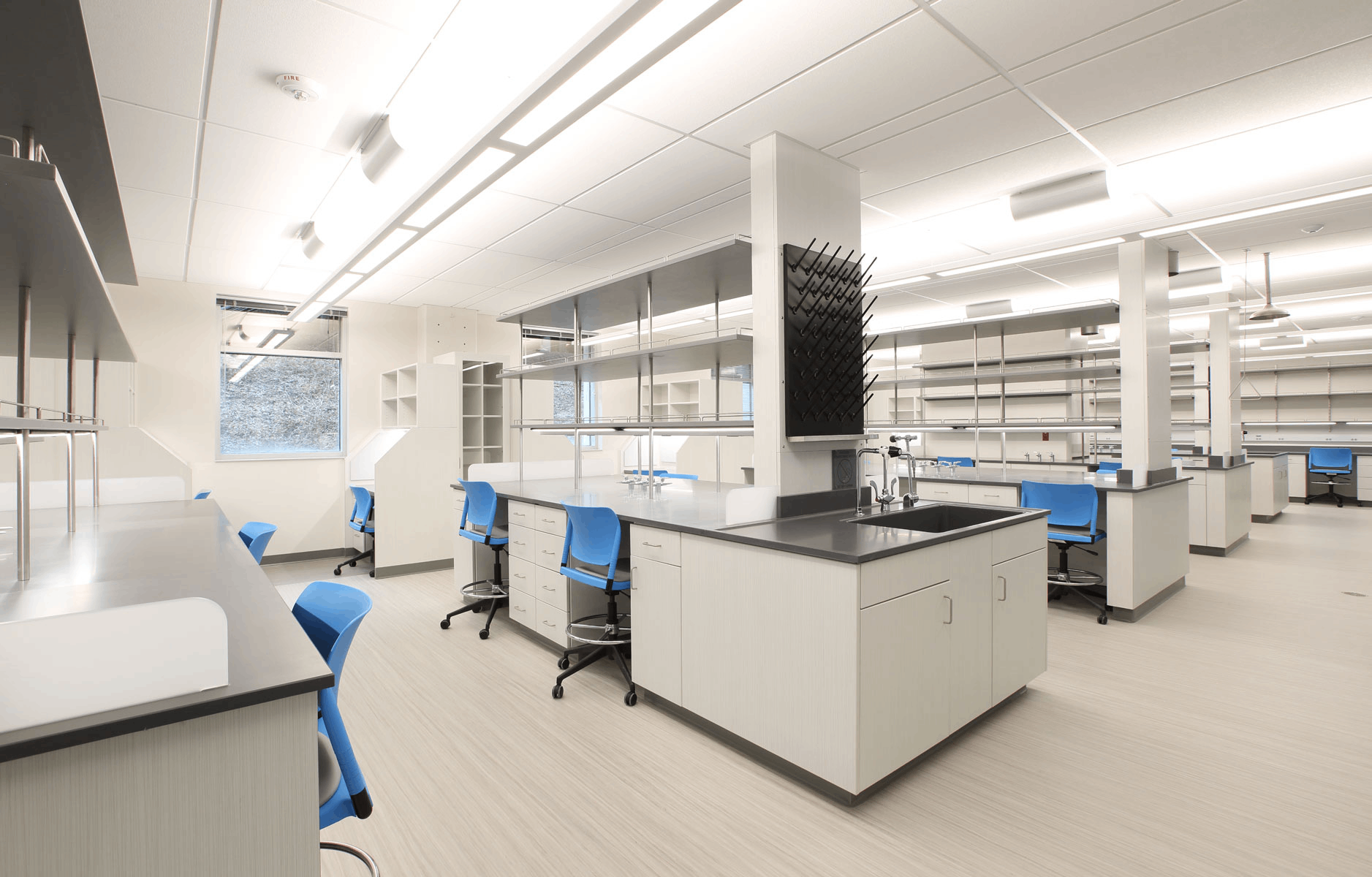 實(shí)驗(yàn)室氣路管道安裝規(guī)范簡(jiǎn)要說(shuō)明