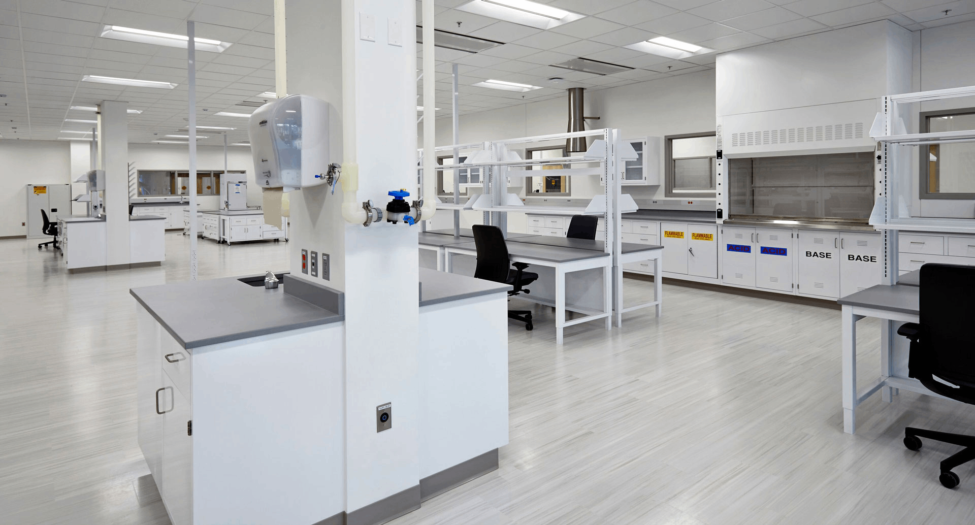 實驗室裝修中廢氣處理設(shè)備的選擇與安裝